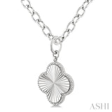 1/10 Ctw Clover Fluted Medallion Round Cut Diamond Pendant With Chain in Sterling Silver