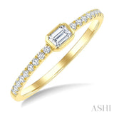 1/3 Ctw Bezel Set Emerald and Round Cut Diamond Fashion Ring in 14K Yellow Gold