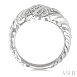 1/10 Ctw Bold Silver Twisted Rib Round Cut Diamond Bold Fashion Band in Sterling Silver