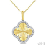 1/4 Ctw Fluted Texture Clover Round Cut Diamond Fashion Pendant With Chain in 14K Yellow and White Gold
